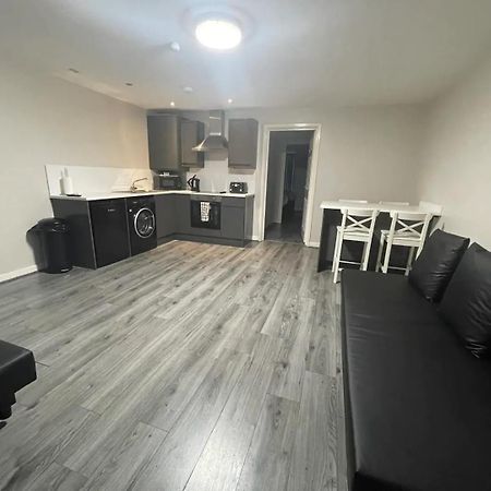 Ryan I Air I Bnb - 147-153 Mill Street - Free Parking ลิเวอร์พูล ภายนอก รูปภาพ